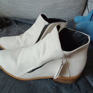 Women's ankle boot